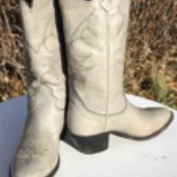 Alberta Boot Co - Picture 10 of 13